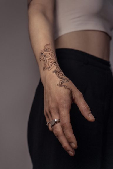 Mona - Artist von Tattoo Studio "Zur ehrlichen Haut"  in Krefeld