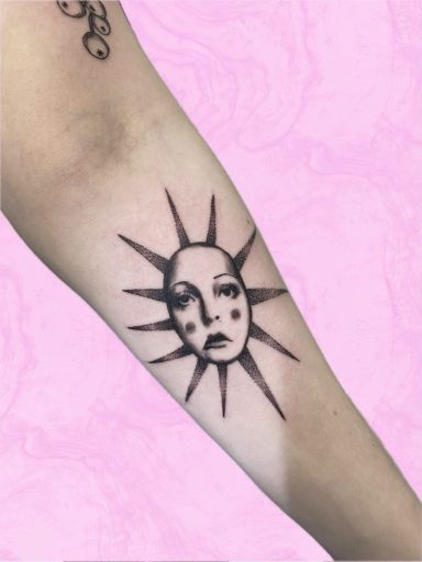 Kim - Tattoo Artist von Tattoo Studio "Zur ehrlichen Haut" in Krefeld