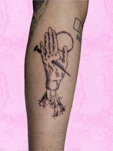 Kim - Tattoo Artist von Tattoo Studio "Zur ehrlichen Haut" in Krefeld