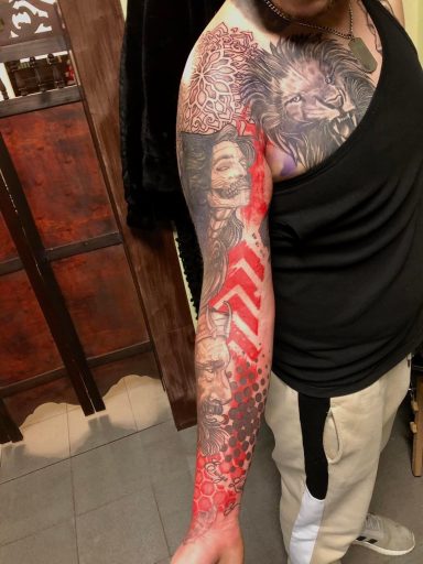 Suse - Just Ink Tattoo Artist von Tattoo Studio "Zur ehrlichen Haut"  in Krefeld